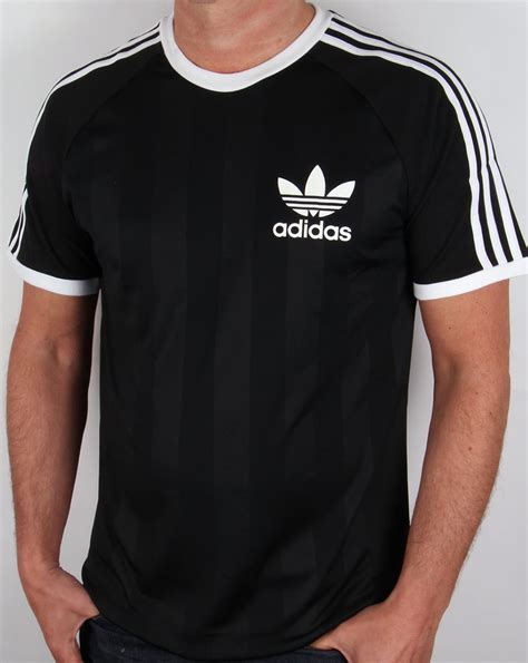 schwarze adidas t shirt|Black T.